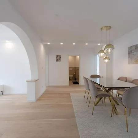 Stylish Near Munich *